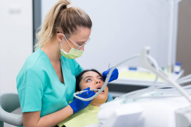 Best Emergency Tooth Extraction in Nd Lake, WI